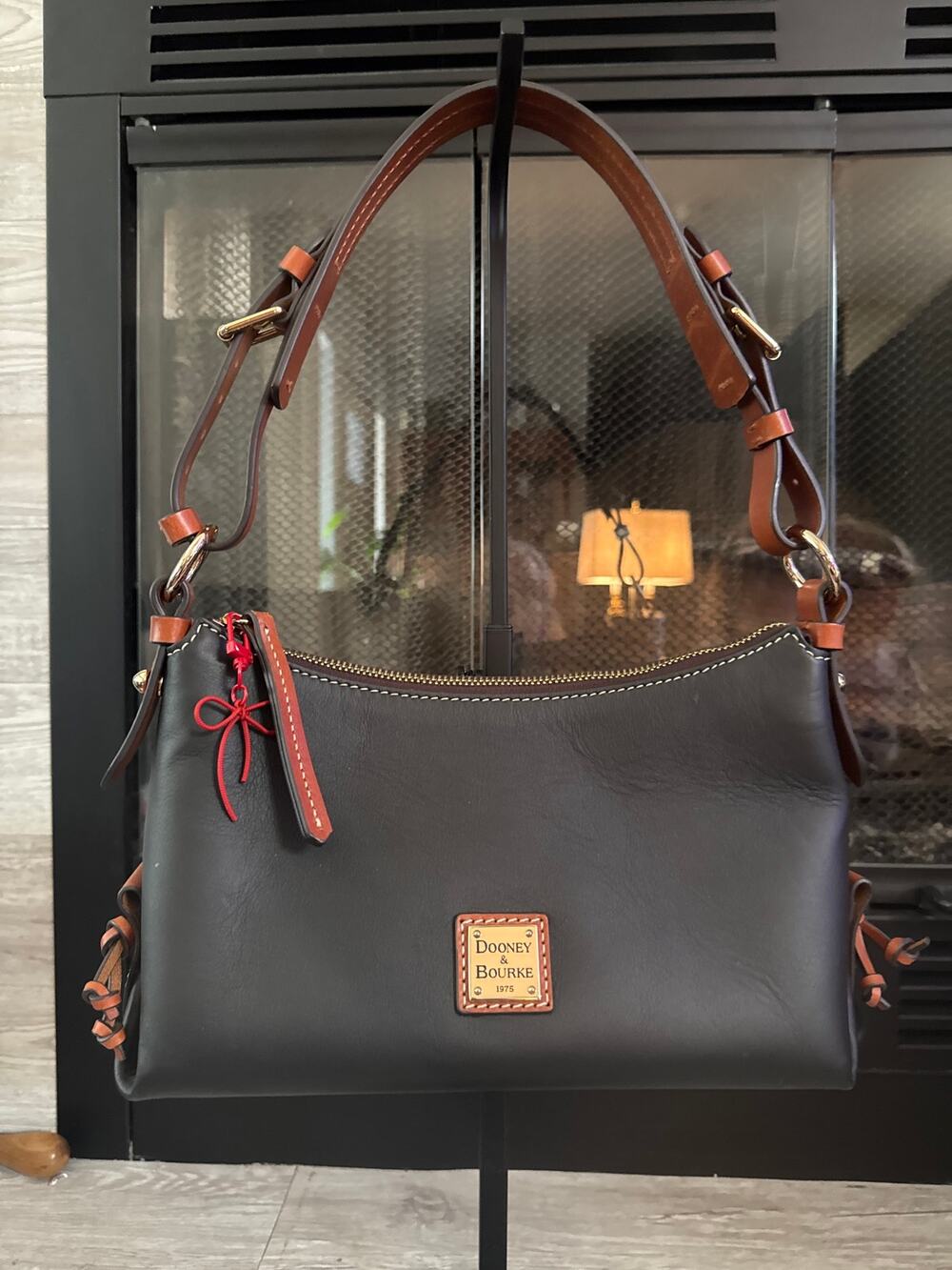 Dooney & Bourke leather black Penrose hobo bag purse petite shoulder carry